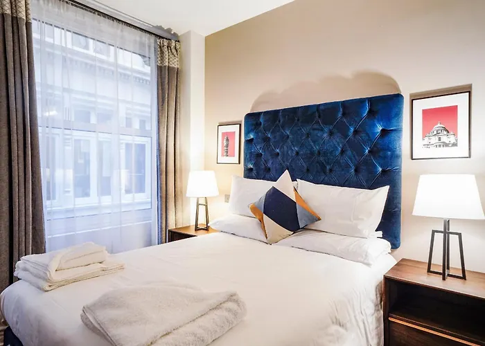 Monument Serviced Apartments By Lovelystay London